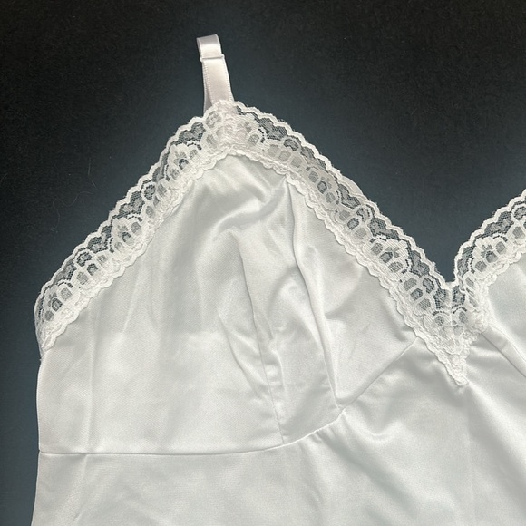 Vanity Fair Full Length Slip XL - Picture 10 of 11